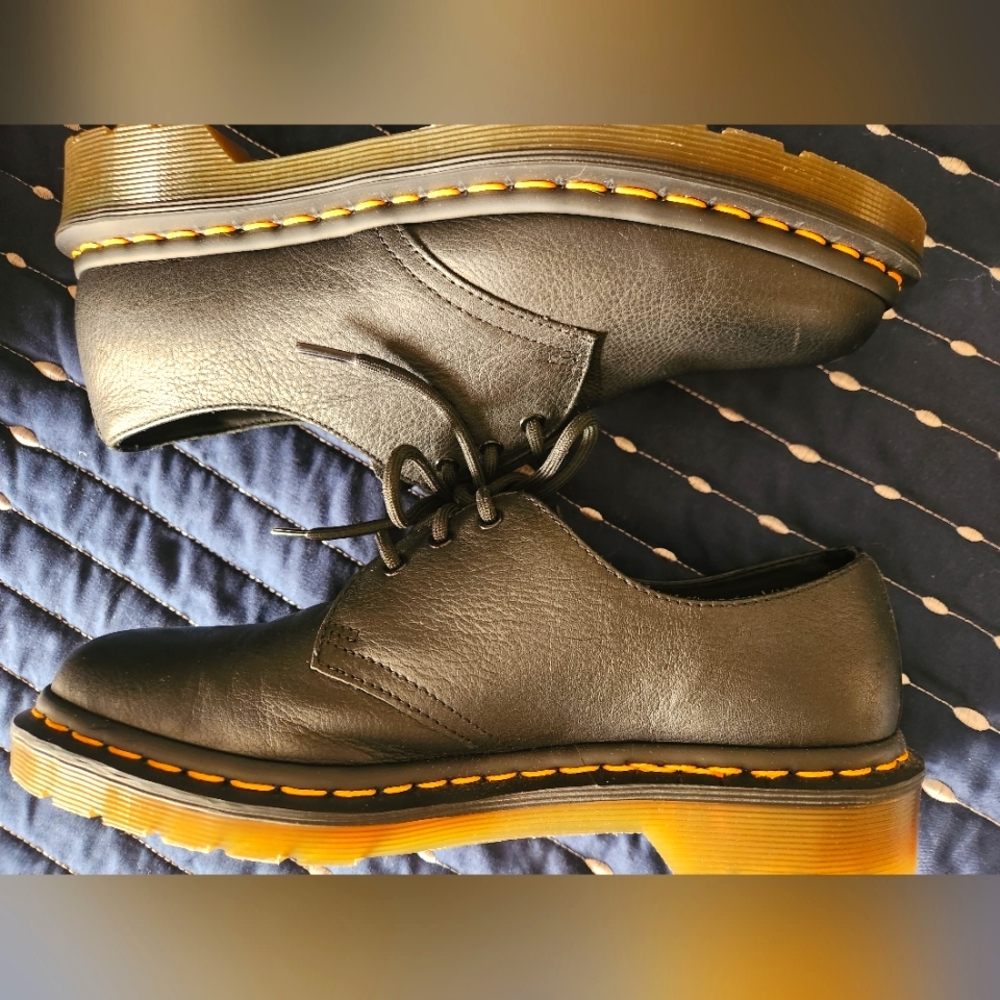 Women's Dr. Marten's 1461 Leather oxford Size 8